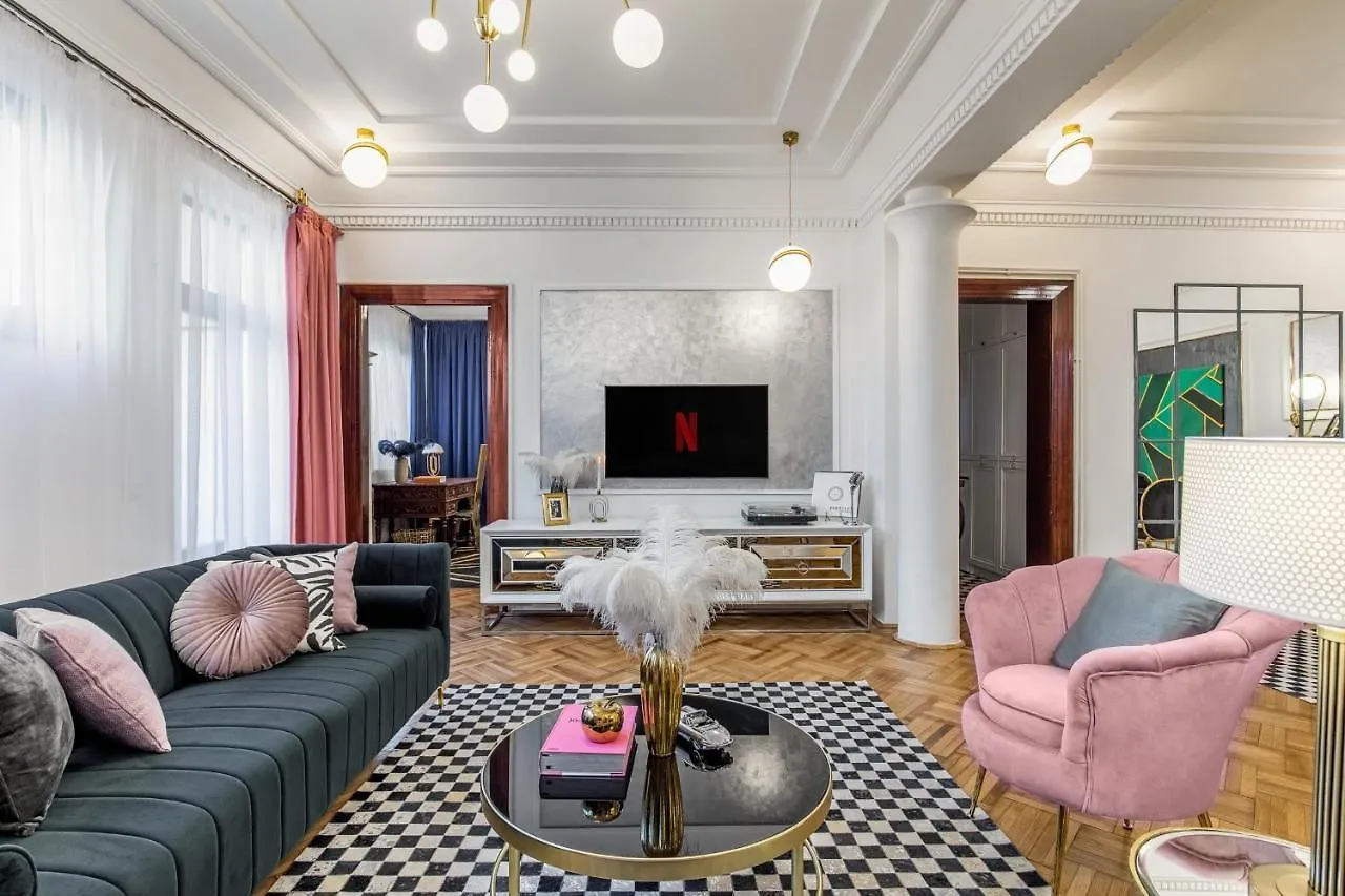 Holiday home Holt - The Great Gatsby Villa Bucharest